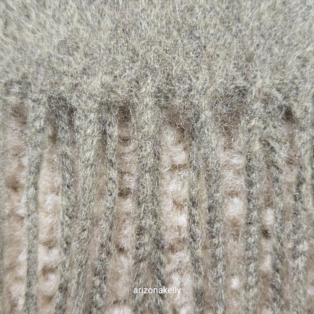 NWOT Cashmere Scarf Olive Green - Picture 9 of 14